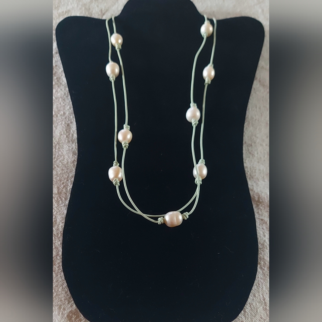 Handmade White Pearl & Light Green Leather Necklace